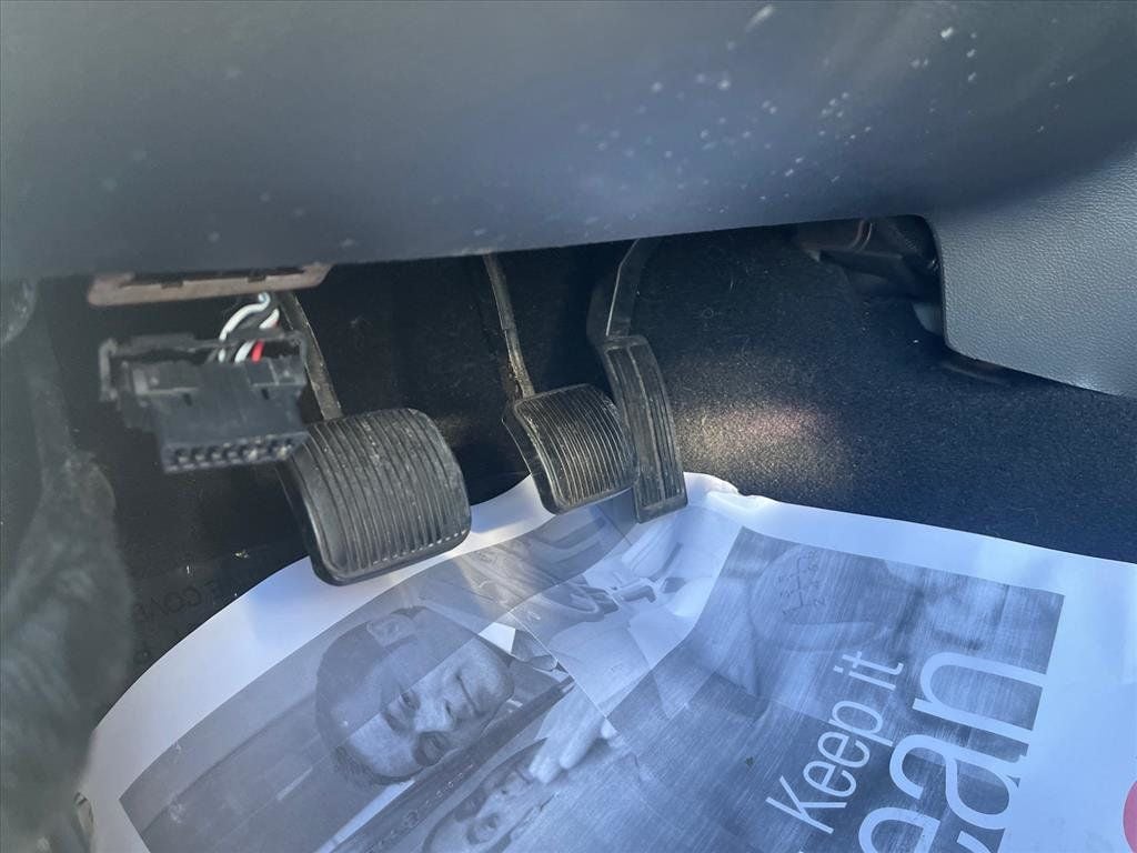 2015 Jeep Wrangler Unlimited 4WD 4dr Sahara - 22972225 - 8