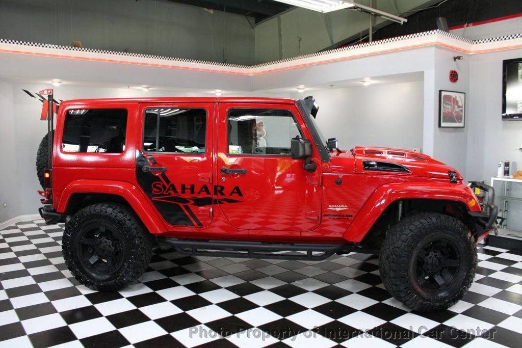 2015 Jeep Wrangler Unlimited Sahara photo 3