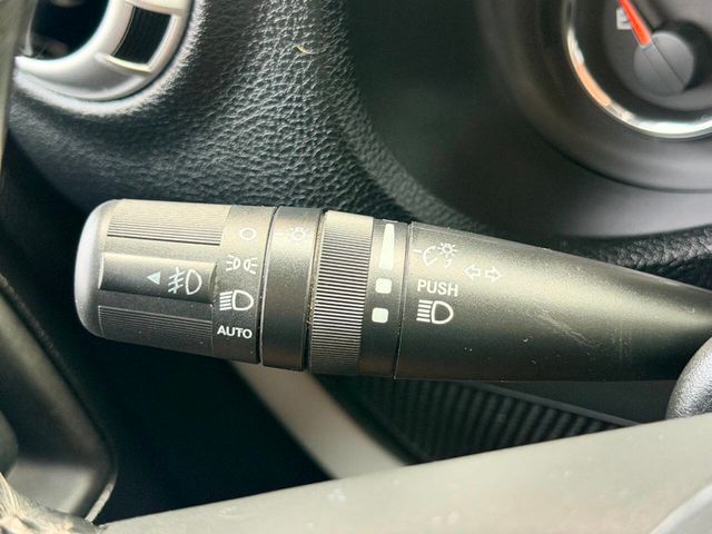 2015 Jeep Wrangler Unlimited 4WD 4dr Sahara - 23018669 - 28