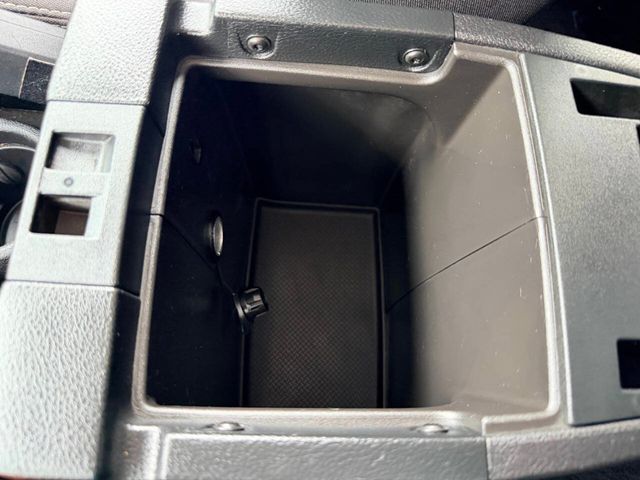 2015 Jeep Wrangler Unlimited 4WD 4dr Sahara - 23039373 - 42