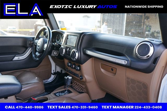 2015 Jeep Wrangler Unlimited 4WD 4dr Sahara - 22994409 - 9