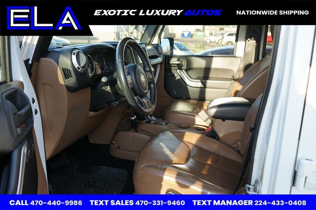 2015 Jeep Wrangler Unlimited 4WD 4dr Sahara - 22994409 - 11