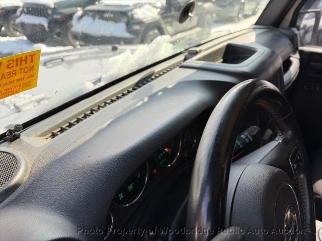 2015 Jeep Wrangler Unlimited 4WD 4dr Sport - 22993993 - 9