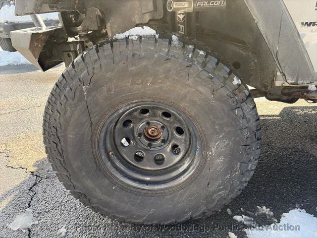 2015 Jeep Wrangler Unlimited 4WD 4dr Sport - 22993993 - 16