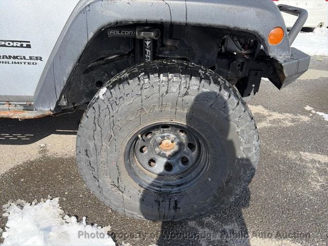 2015 Jeep Wrangler Unlimited 4WD 4dr Sport - 22993993 - 17