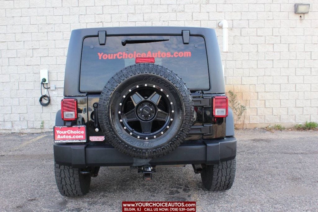 2015 Jeep Wrangler Unlimited 4WD 4dr Sport - 22651418 - 16