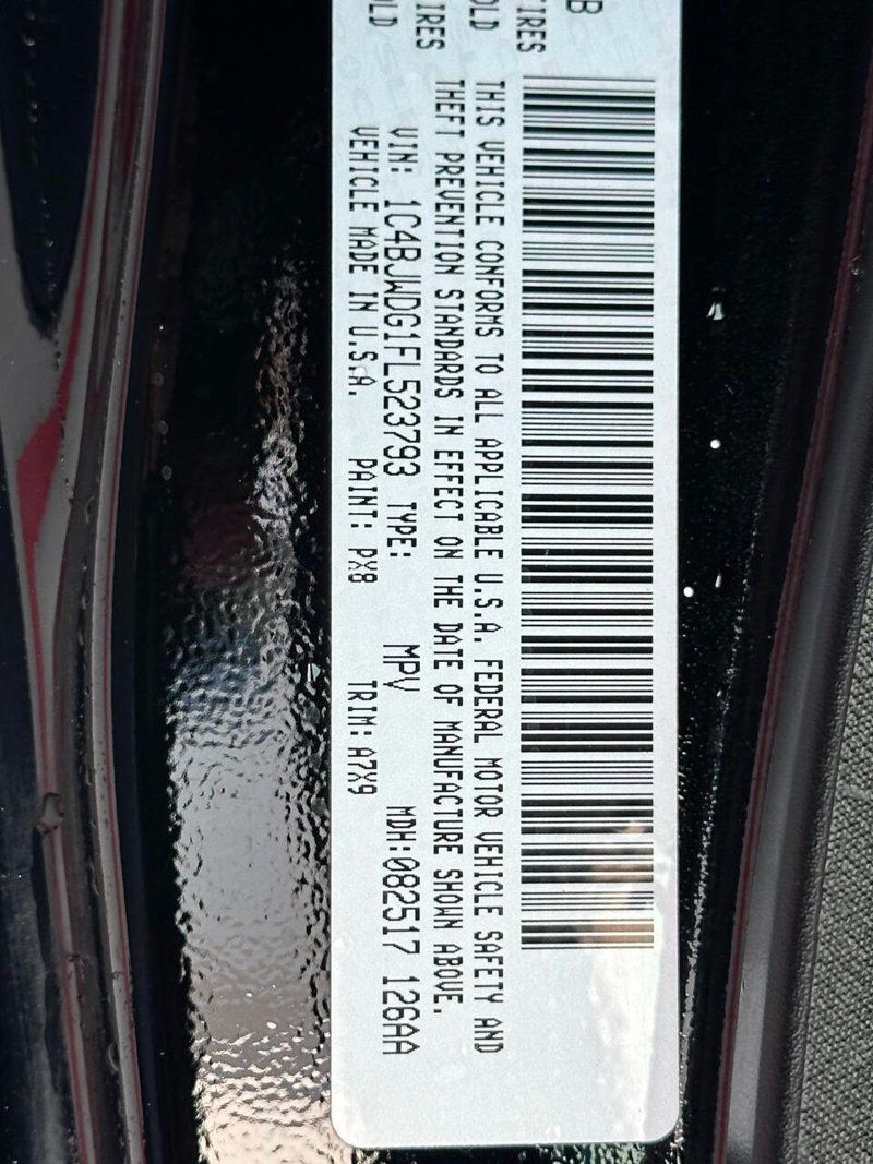 2015 Jeep Wrangler Unlimited 4WD 4dr Sport - 22884314 - 19