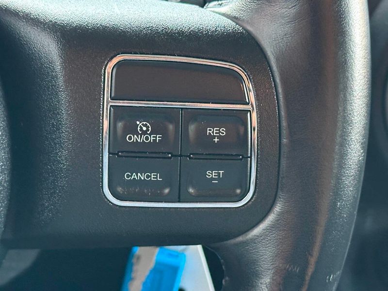 2015 Jeep Wrangler Unlimited 4WD 4dr Sport - 22884314 - 30