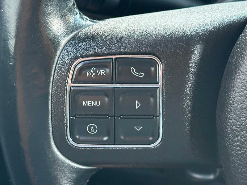 2015 Jeep Wrangler Unlimited 4WD 4dr Sport - 22884314 - 31