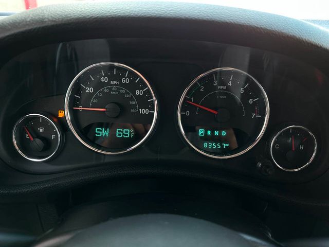 2015 Jeep Wrangler Unlimited 4WD 4dr Sport - 22884314 - 42