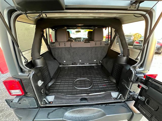 2015 Jeep Wrangler Unlimited 4WD 4dr Sport - 22884314 - 4