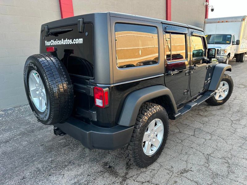 2015 Jeep Wrangler Unlimited 4WD 4dr Sport - 22884314 - 7