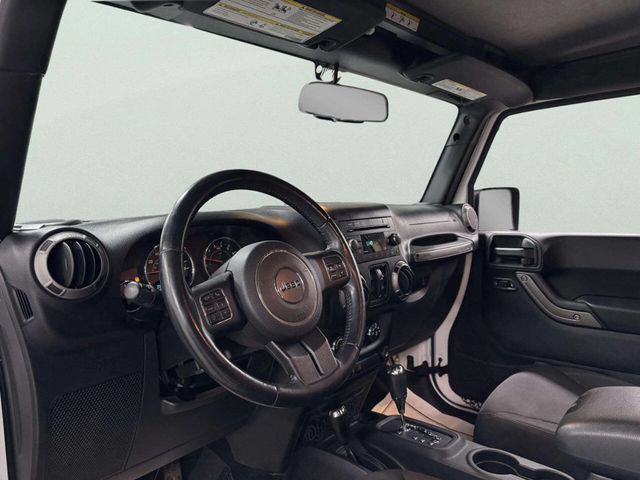 2015 Jeep Wrangler Unlimited 4WD 4dr Sport - 22956375 - 12