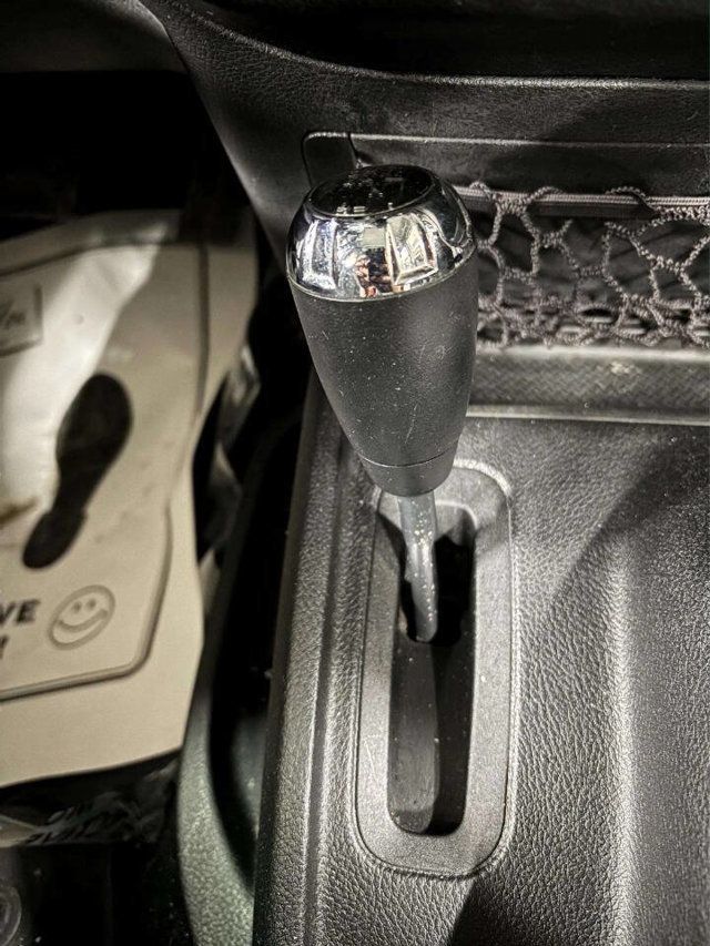 2015 Jeep Wrangler Unlimited 4WD 4dr Sport - 22956375 - 27