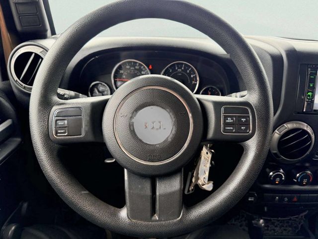 2015 Jeep Wrangler Unlimited 4WD 4dr Sport - 23012253 - 24