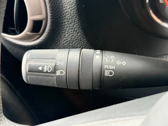 2015 Jeep Wrangler Unlimited 4WD 4dr Sport - 23012253 - 27