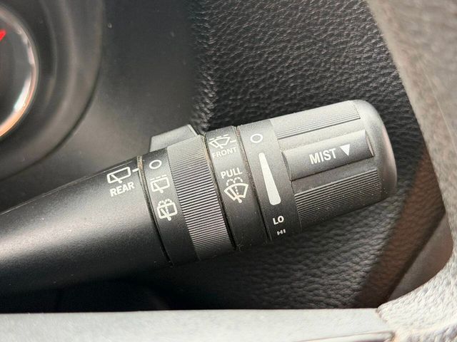 2015 Jeep Wrangler Unlimited 4WD 4dr Sport - 23012253 - 28