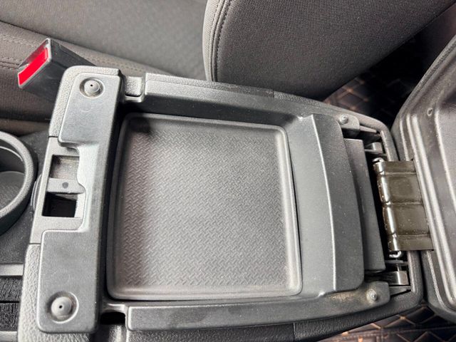 2015 Jeep Wrangler Unlimited 4WD 4dr Sport - 23012253 - 33