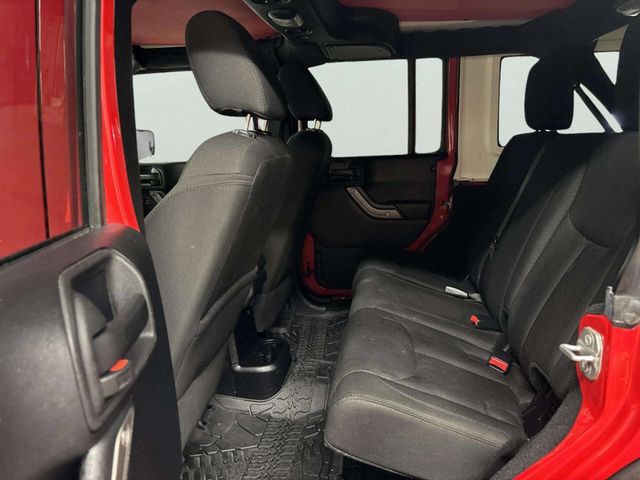 2015 Jeep Wrangler Unlimited 4WD 4dr Sport - 23036122 - 15