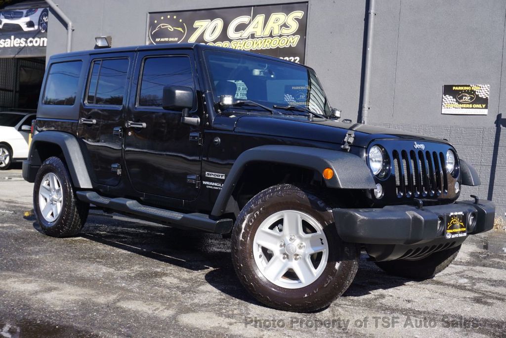 2015 Jeep Wrangler Unlimited 4WD 4dr Sport IMMACULATE CONDITION W/ ALL SERVICE HISTORY - 22324672 - 0