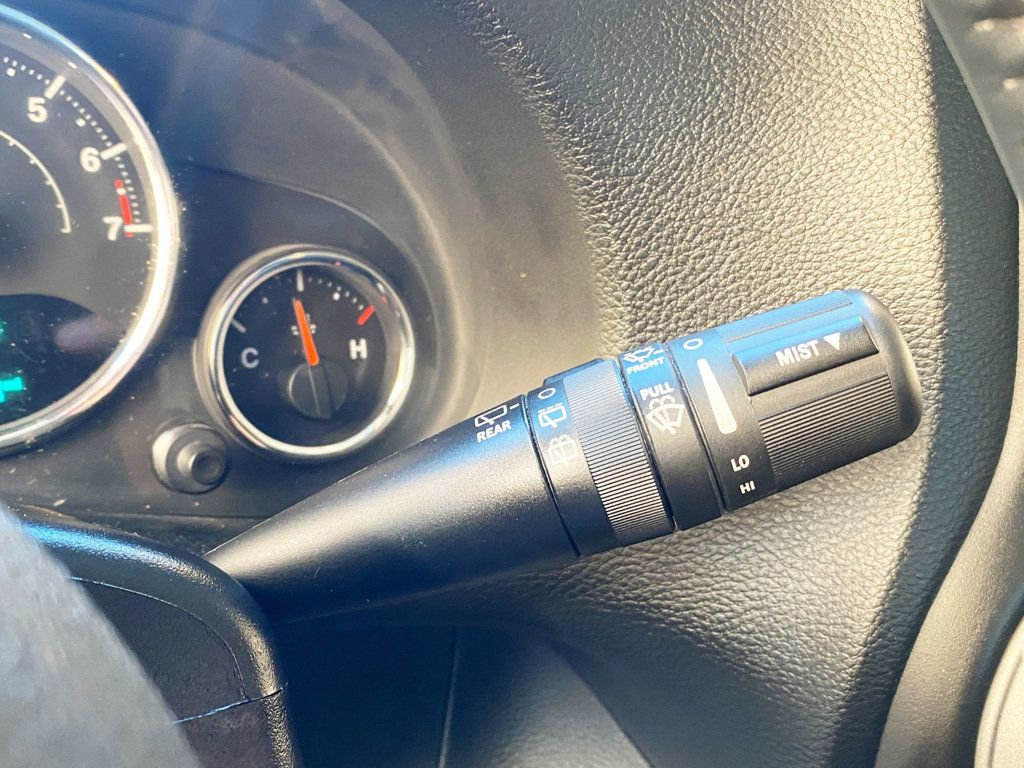 2015 Jeep Wrangler Unlimited 4WD 4dr Willys Wheeler - 22993137 - 24