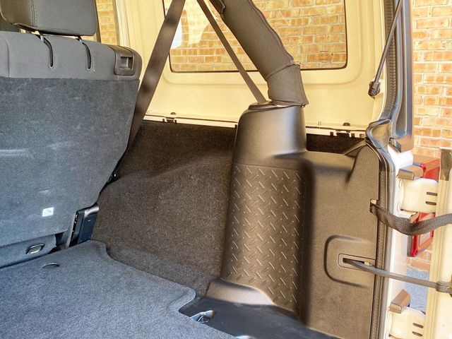 2015 Jeep Wrangler Unlimited 4WD 4dr Willys Wheeler - 22993137 - 48