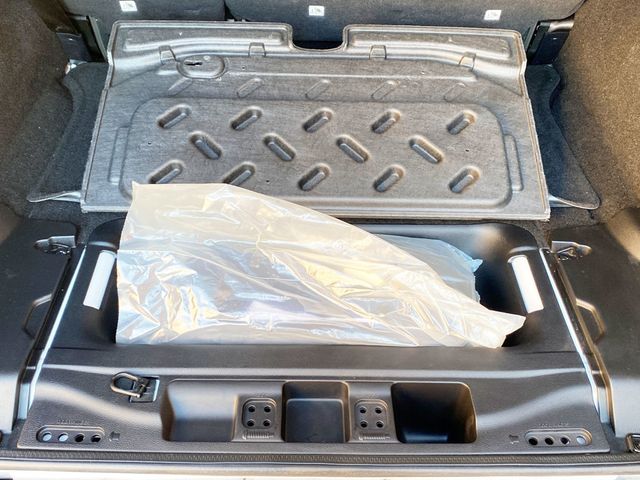 2015 Jeep Wrangler Unlimited 4WD 4dr Willys Wheeler - 22993137 - 49