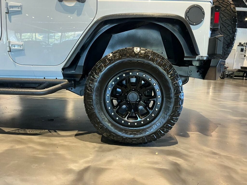 2015 Jeep Wrangler Unlimited 4WD/Sahara/BeadLockWheels/HtdSeats/ConnectivityGroup/TracLokDiff - 22634190 - 30