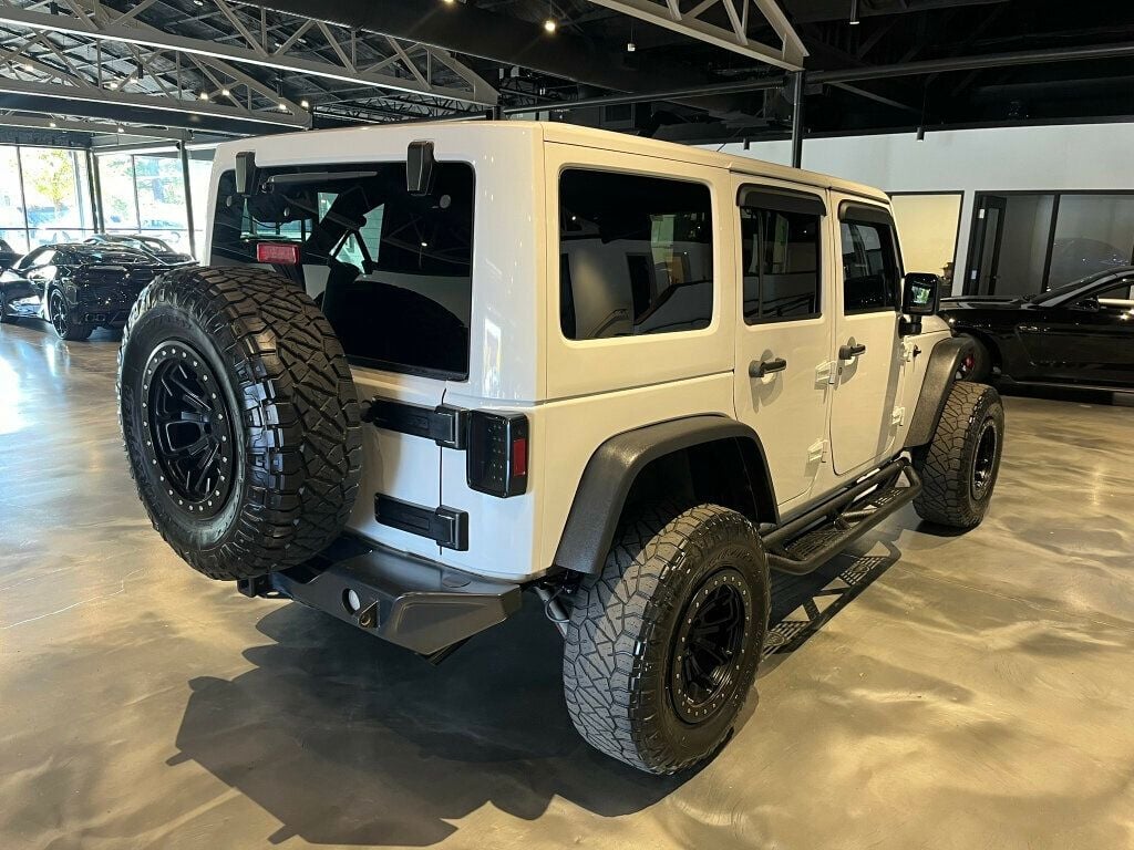 2015 Jeep Wrangler Unlimited 4WD/Sahara/BeadLockWheels/HtdSeats/ConnectivityGroup/TracLokDiff - 22634190 - 4