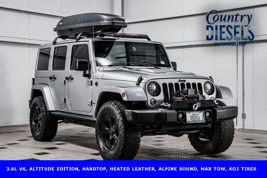 2015 Jeep Wrangler Unlimited Altitude - 22631086 - 0