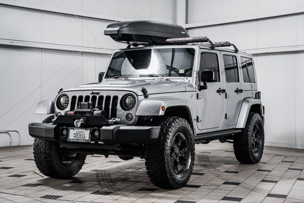 2015 Jeep Wrangler Unlimited Altitude - 22631086 - 2