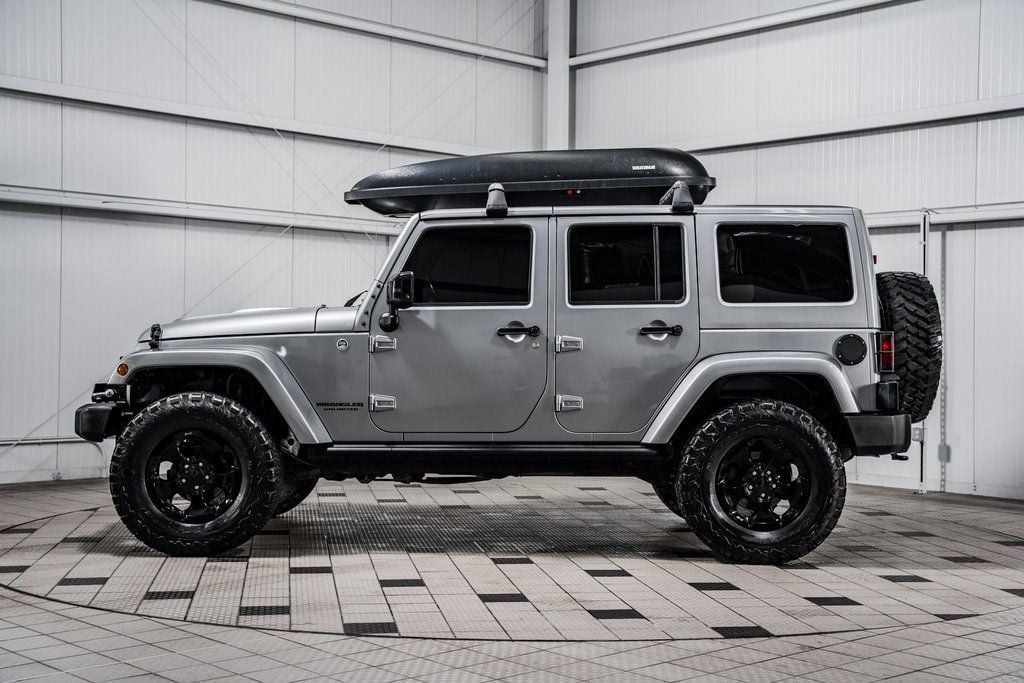 2015 Jeep Wrangler Unlimited Altitude - 22631086 - 3