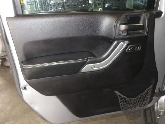 2015 Jeep Wrangler Unlimited EXTRA CLEAN FREEDOM EDITION JEEP WRANGLER LEATHER HARDTOP LIFTED - 22977961 - 15