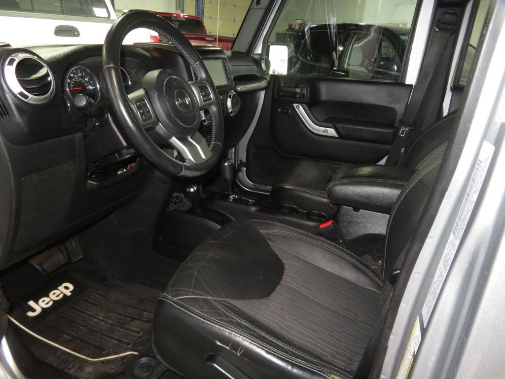 2015 Jeep Wrangler Unlimited EXTRA CLEAN FREEDOM EDITION JEEP WRANGLER LEATHER HARDTOP LIFTED - 22977961 - 17
