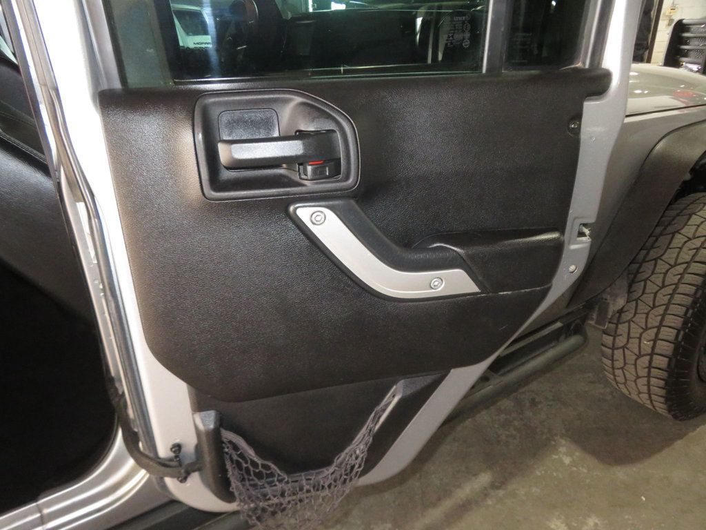 2015 Jeep Wrangler Unlimited EXTRA CLEAN FREEDOM EDITION JEEP WRANGLER LEATHER HARDTOP LIFTED - 22977961 - 25