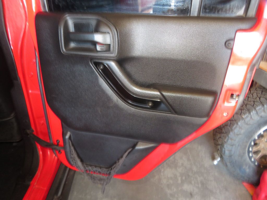 2015 Jeep Wrangler Unlimited HARD TOP EXTRA CLEAN UNLIMITED ALTITUDE 4X4 WRANGLER LEATHER  - 23091478 - 25