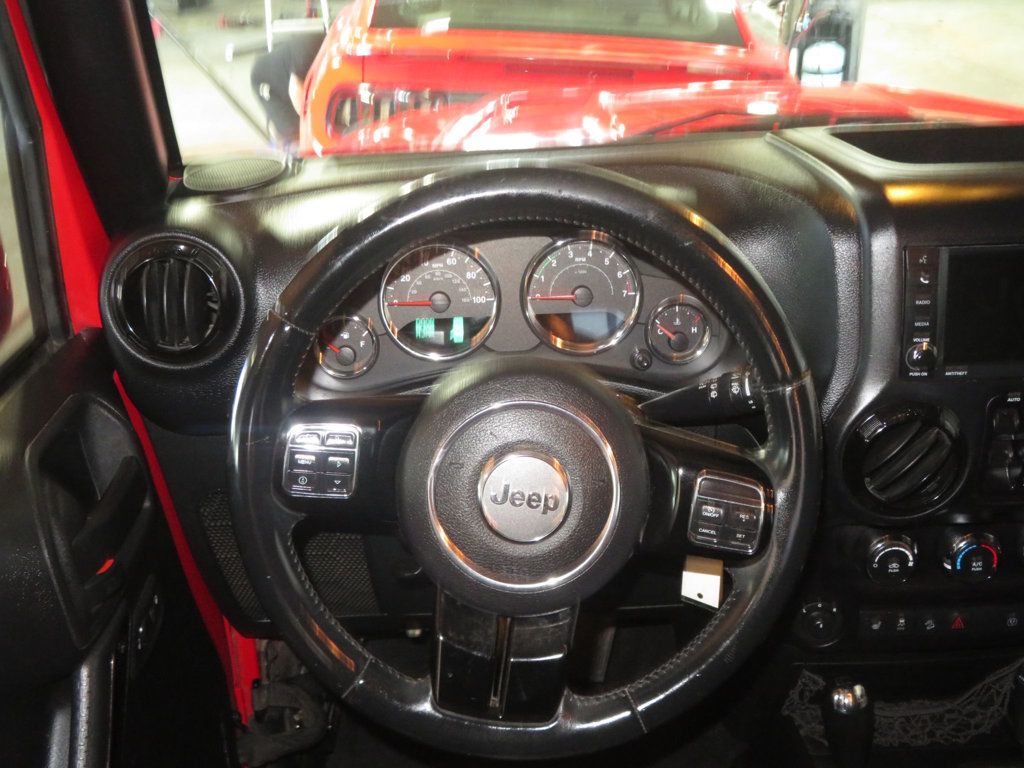 2015 Jeep Wrangler Unlimited HARD TOP EXTRA CLEAN UNLIMITED ALTITUDE 4X4 WRANGLER LEATHER  - 23091478 - 33