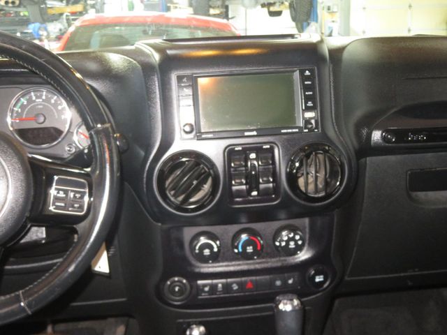 2015 Jeep Wrangler Unlimited HARD TOP EXTRA CLEAN UNLIMITED ALTITUDE 4X4 WRANGLER LEATHER  - 23091478 - 35