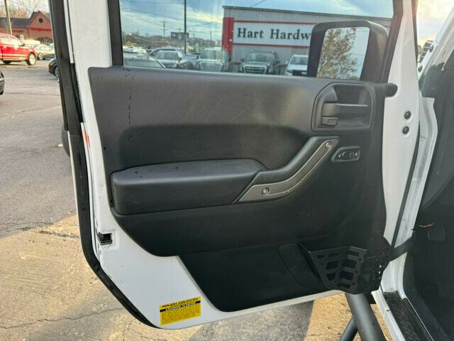 2015 Jeep Wrangler Unlimited LocalTrade/RubiconUnlimited/HeatedSeats/AlpinePremiumAudio - 22709095 - 9