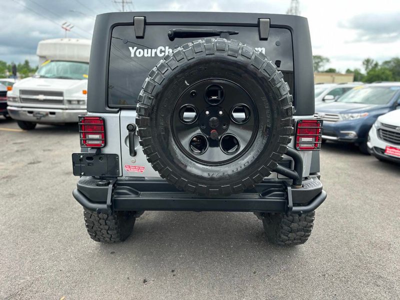 2015 Jeep Wrangler Unlimited Rubicon 4x4 4dr SUV - 22887051 - 54