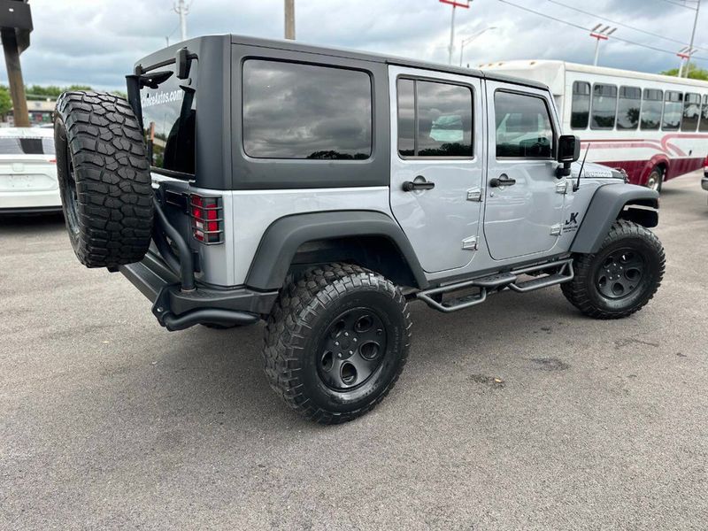 2015 Jeep Wrangler Unlimited Rubicon 4x4 4dr SUV - 22887051 - 55