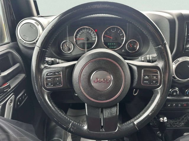 2015 Jeep Wrangler Unlimited Rubicon 4x4 4dr SUV - 23014125 - 26