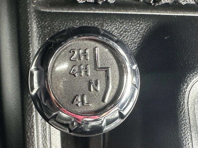 2015 Jeep Wrangler Unlimited Rubicon 4x4 4dr SUV - 23014125 - 30