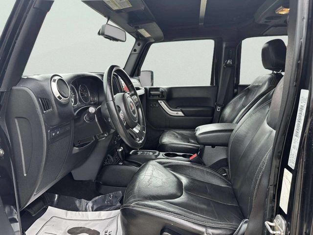 2015 Jeep Wrangler Unlimited Rubicon 4x4 4dr SUV - 23014125 - 8