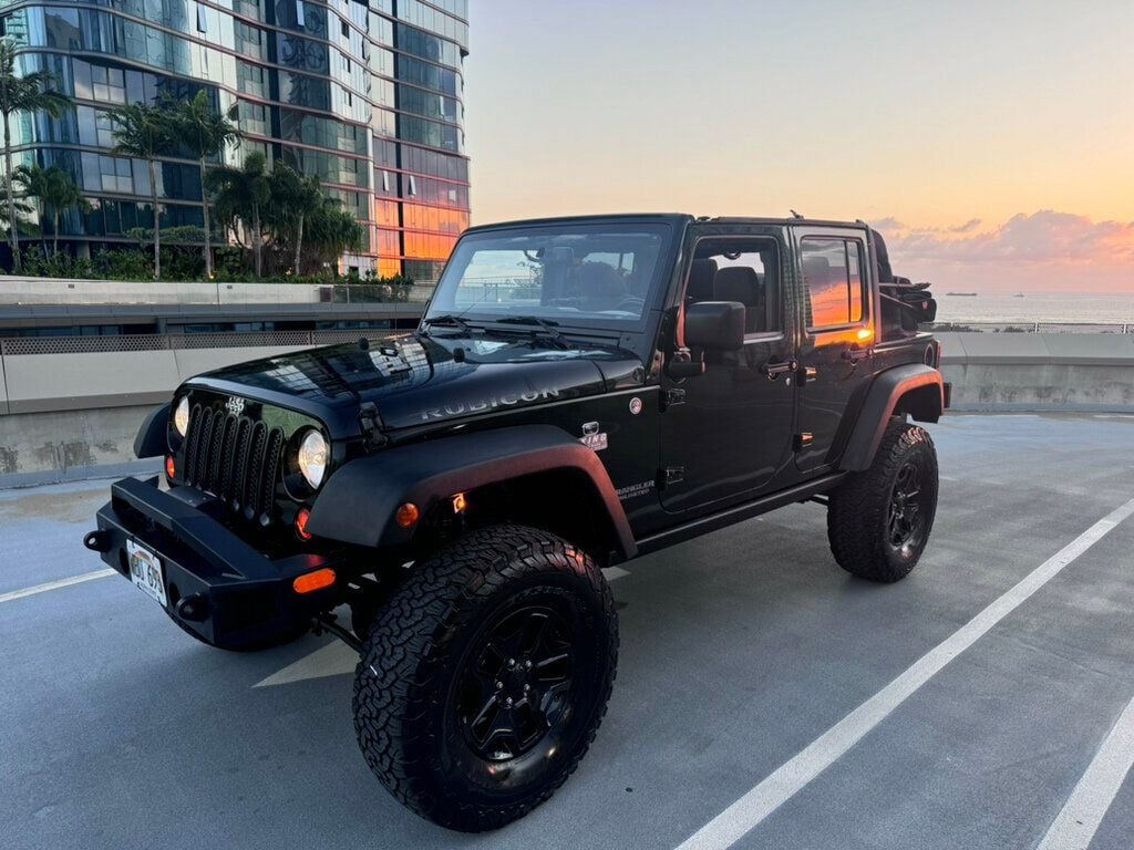 2015 Jeep Wrangler Unlimited Rubicon! Manual! Low Mileage! - 22770825 - 17