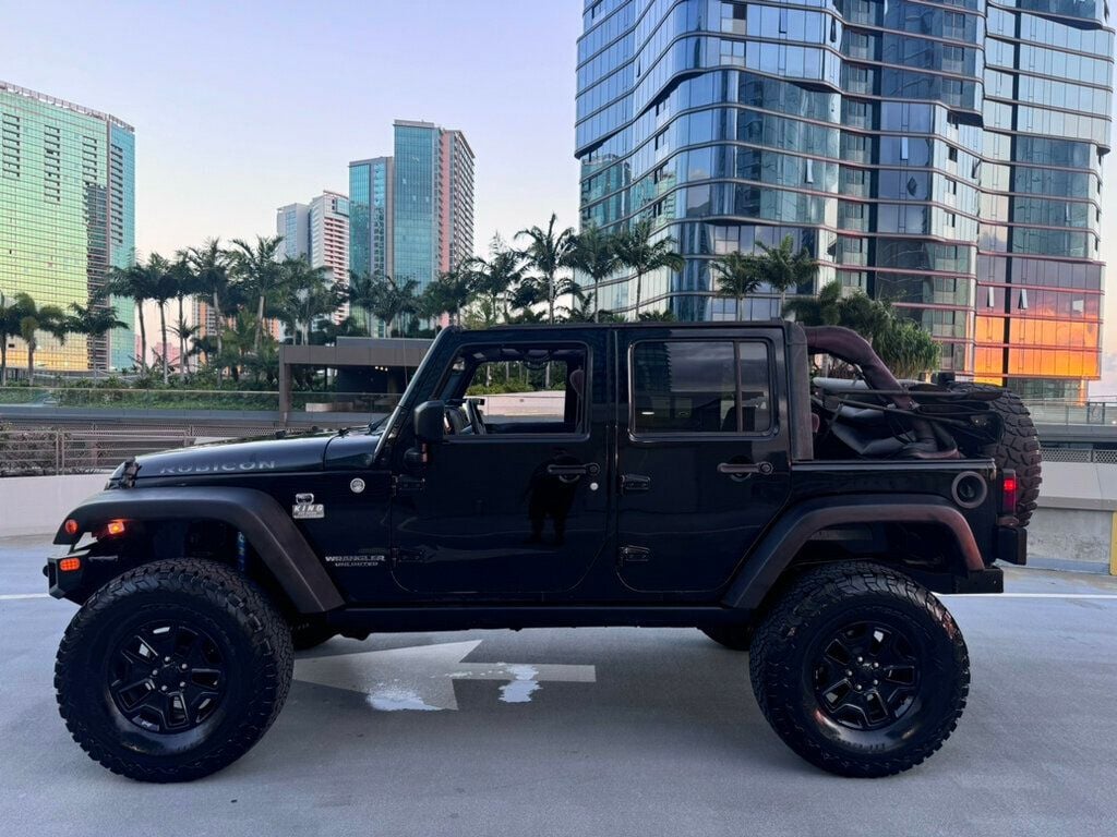 2015 Jeep Wrangler Unlimited Rubicon! Manual! Low Mileage! - 22770825 - 18