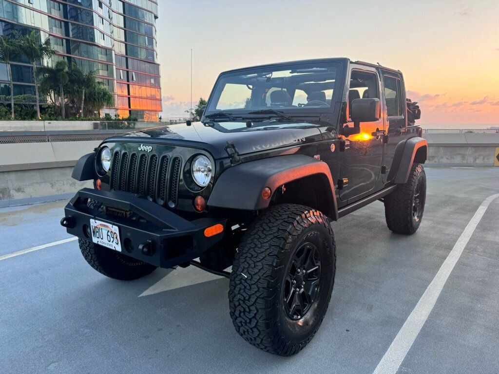 2015 Jeep Wrangler Unlimited Rubicon! Manual! Low Mileage! - 22770825 - 1