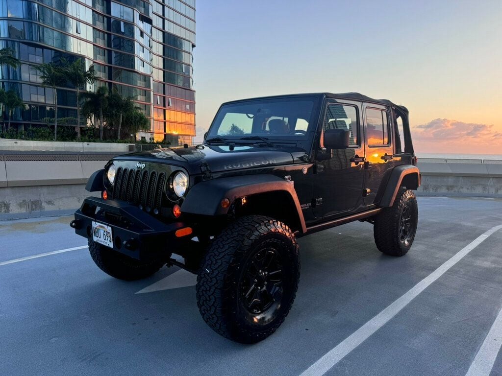 2015 Jeep Wrangler Unlimited Rubicon! Manual! Low Mileage! - 22770825 - 29