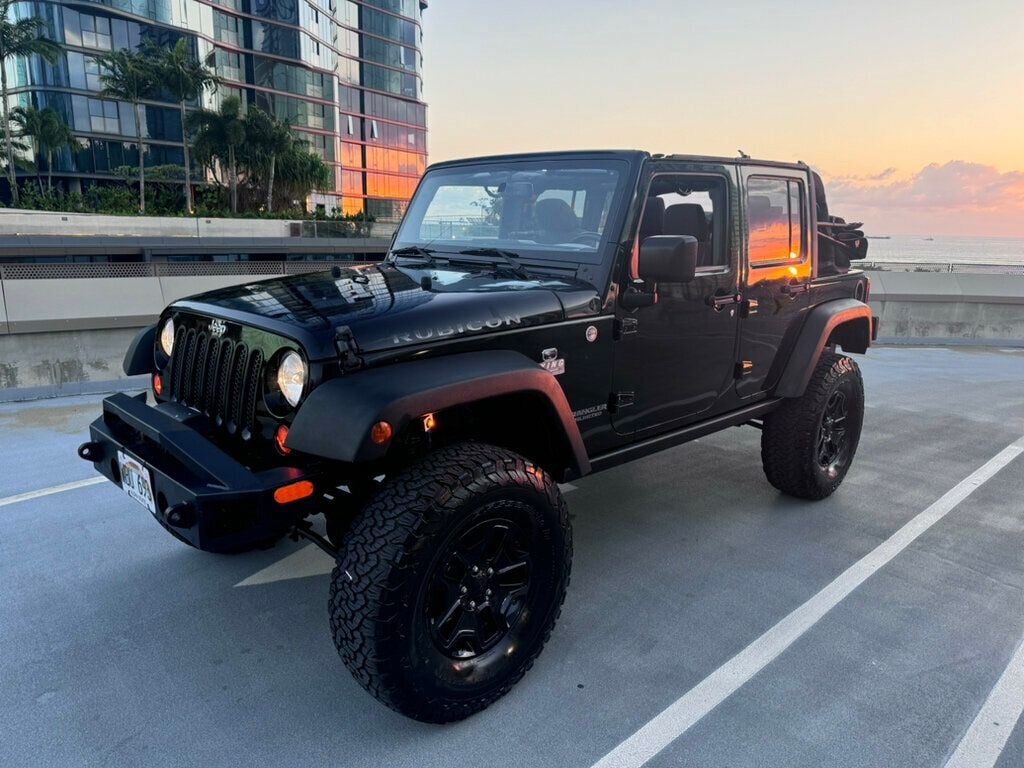 2015 Jeep Wrangler Unlimited Rubicon! Manual! Low Mileage! - 22770825 - 3