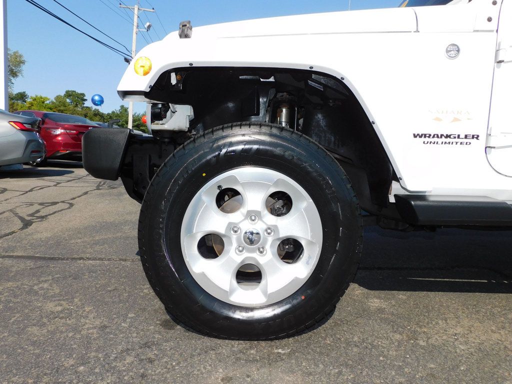 2015 Jeep Wrangler Unlimited Sahara 4x4 - 22543462 - 41